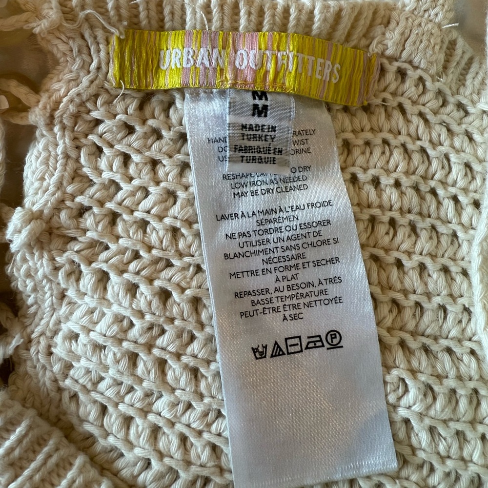 Excellent condition Urban Outfitters Layla Hanky Hem Sweater Cami Crochet Size M - Picture 4 of 5